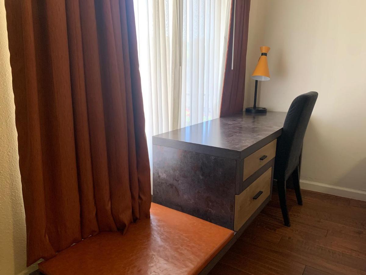 סנטה ברברה Oasis Inn And Suites מראה חיצוני תמונה