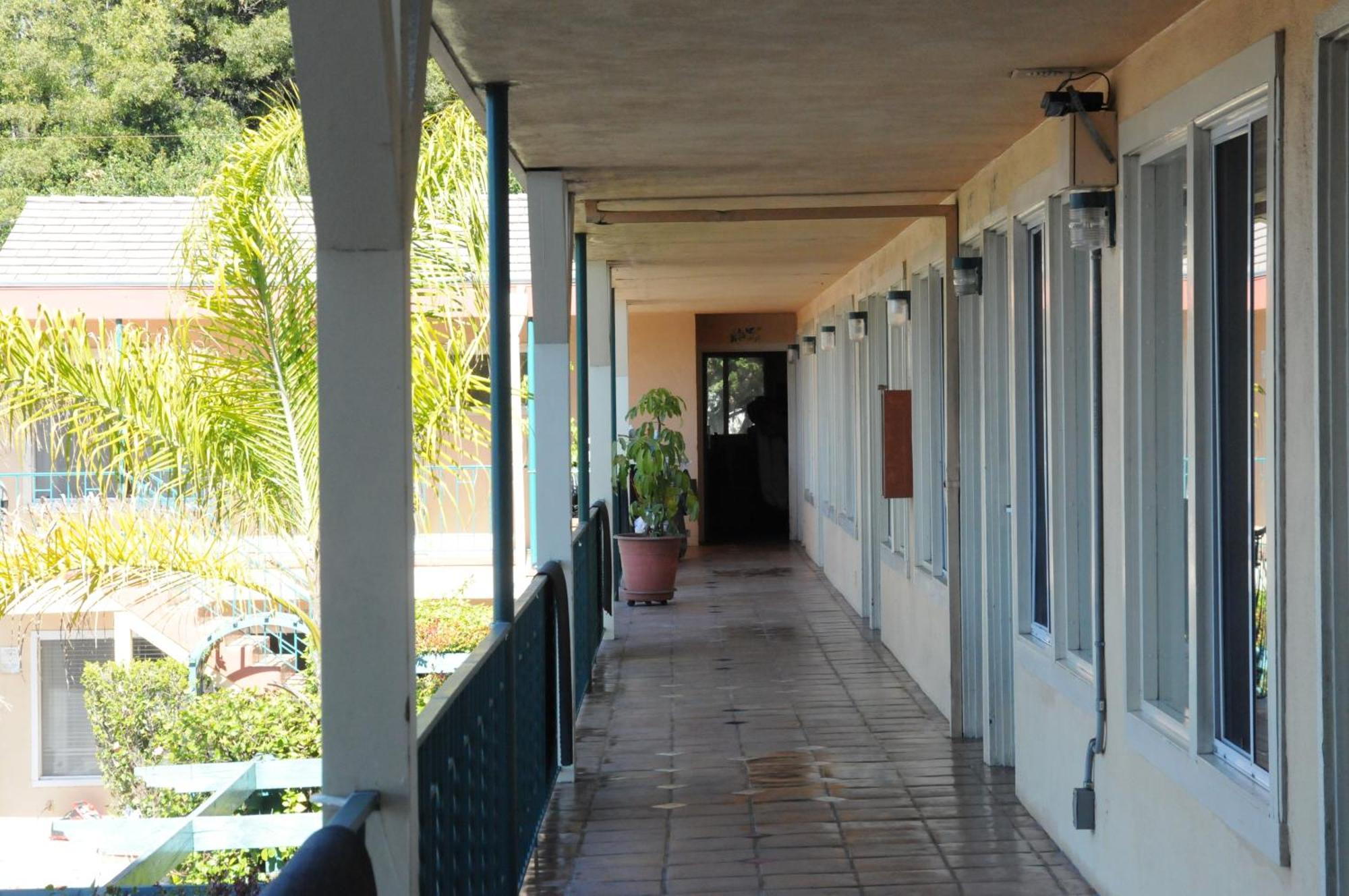 סנטה ברברה Oasis Inn And Suites מראה חיצוני תמונה
