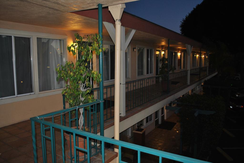 סנטה ברברה Oasis Inn And Suites מראה חיצוני תמונה